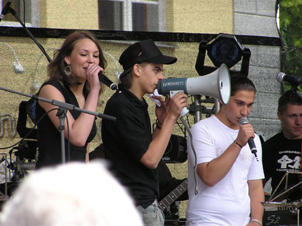 Der WPK 9 Musik auf der grossen Buehne Am Sande beim Stadtfest in Lueneburg